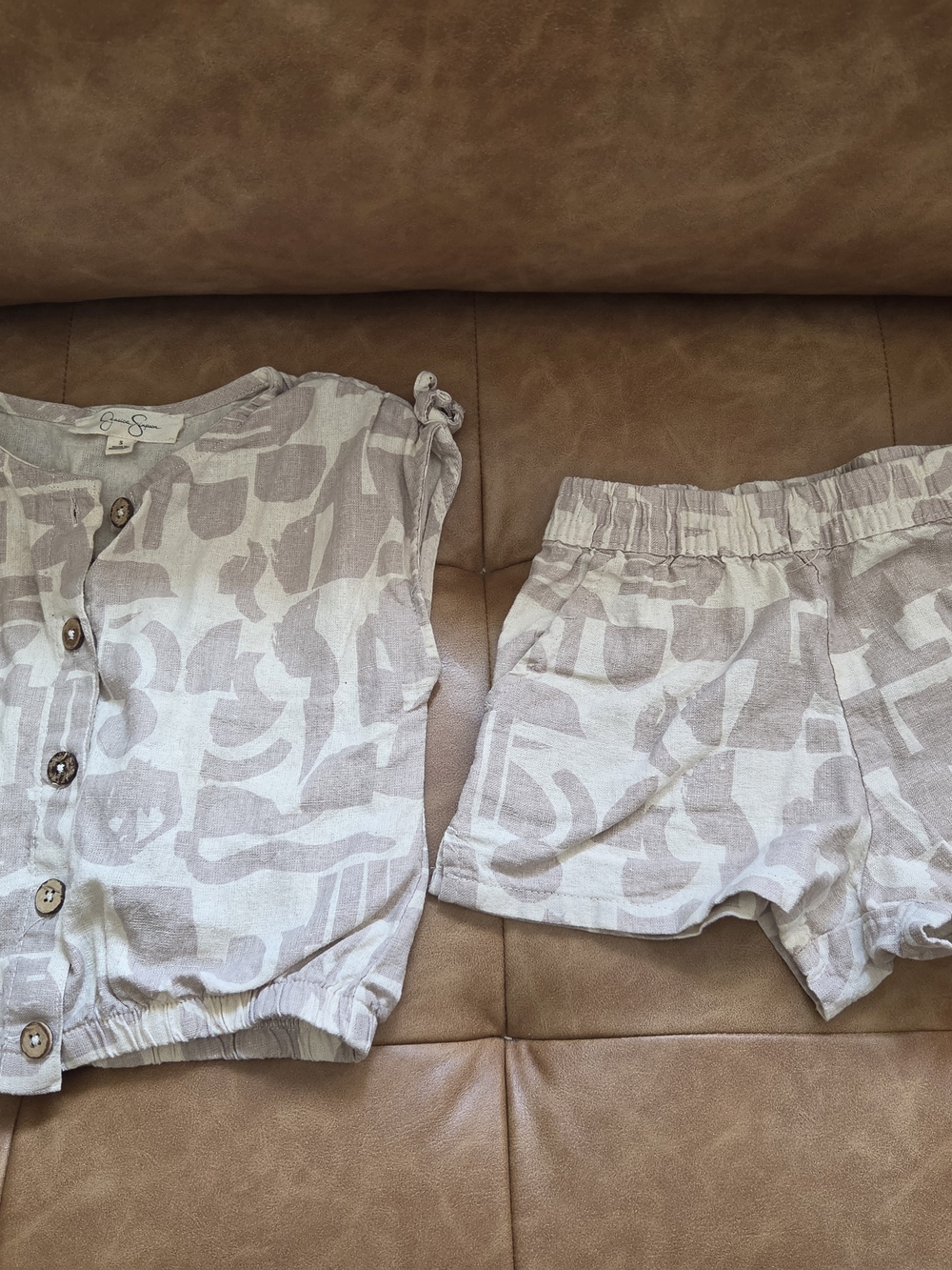 Jessica Simpson Light Beige Linen Blend Top And Shorts Set - Neutral Tones